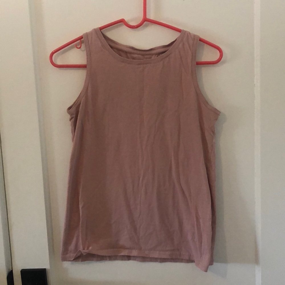 Pact M tank